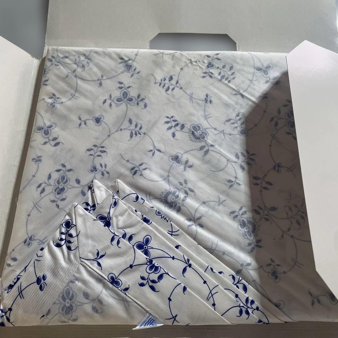   テーブルクロス 100%コットンサテ未使用品