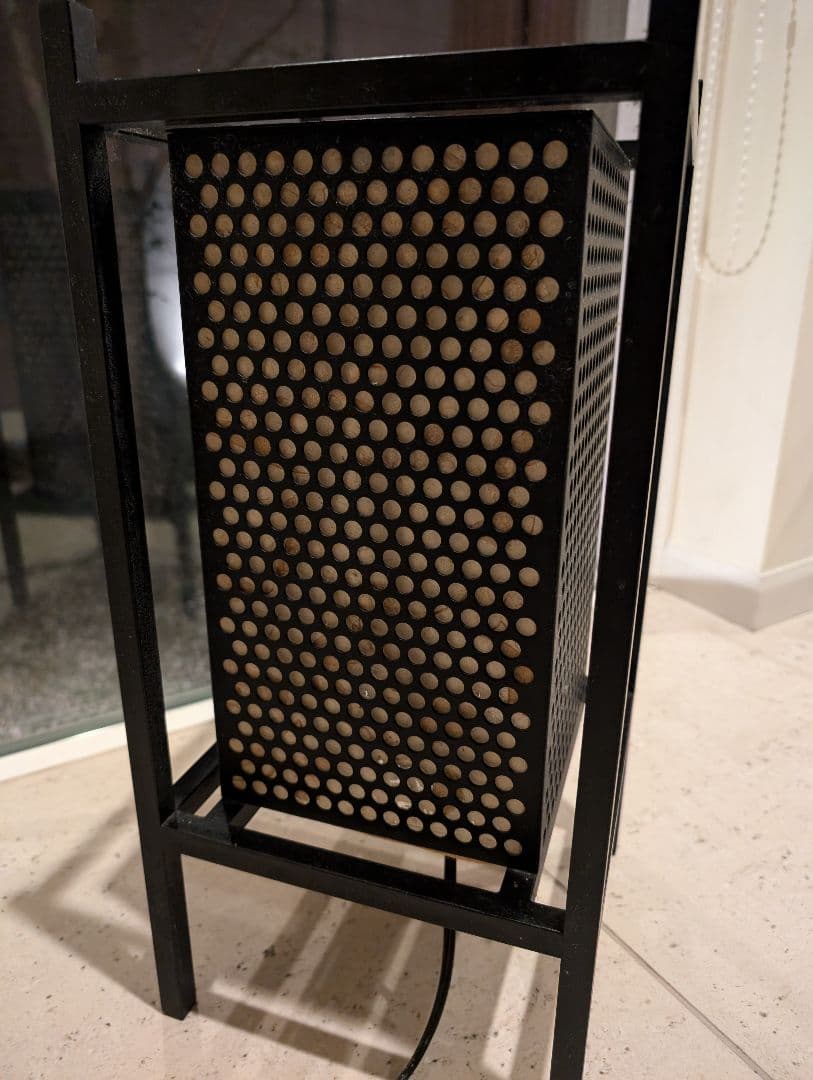 鉄製　行灯　間接証明 インテリア　和紙　灯り　黒　鉄　フロアライト　古民家