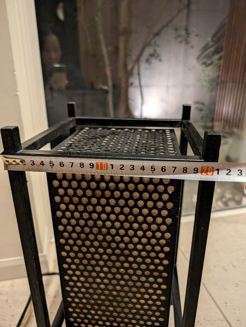 鉄製　行灯　間接証明 インテリア　和紙　灯り　黒　鉄　フロアライト　古民家