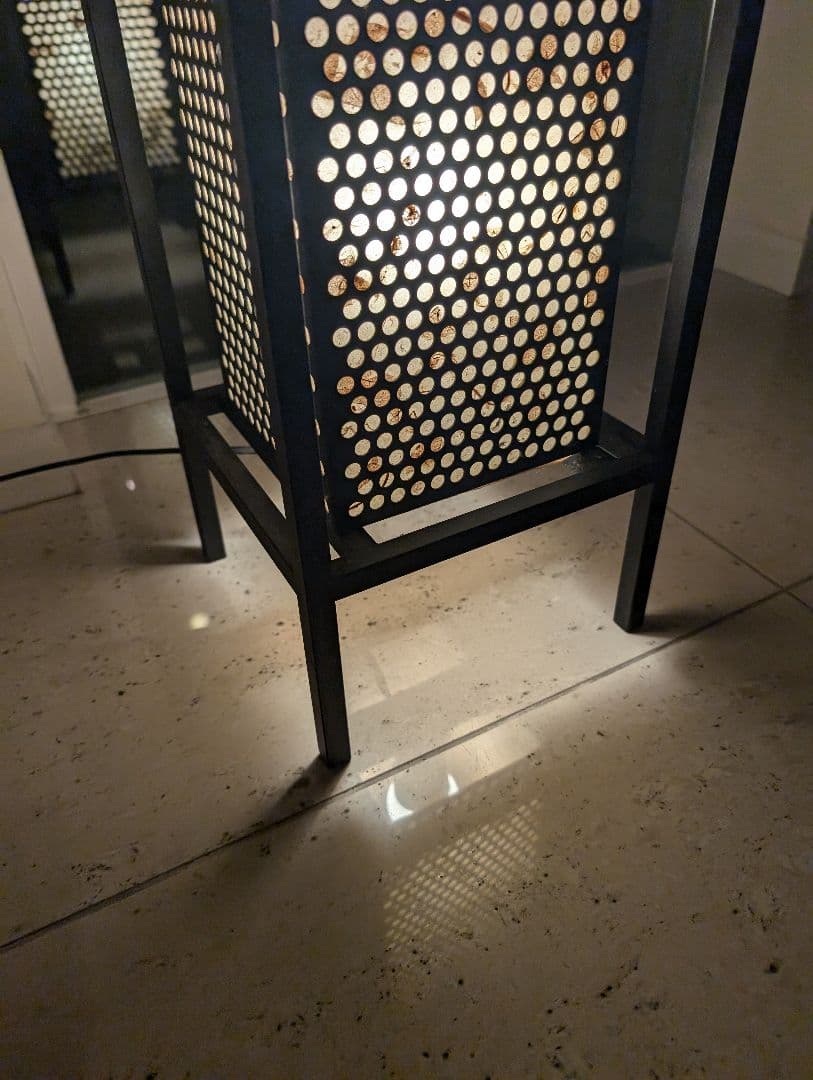 鉄製　行灯　間接証明 インテリア　和紙　灯り　黒　鉄　フロアライト　古民家