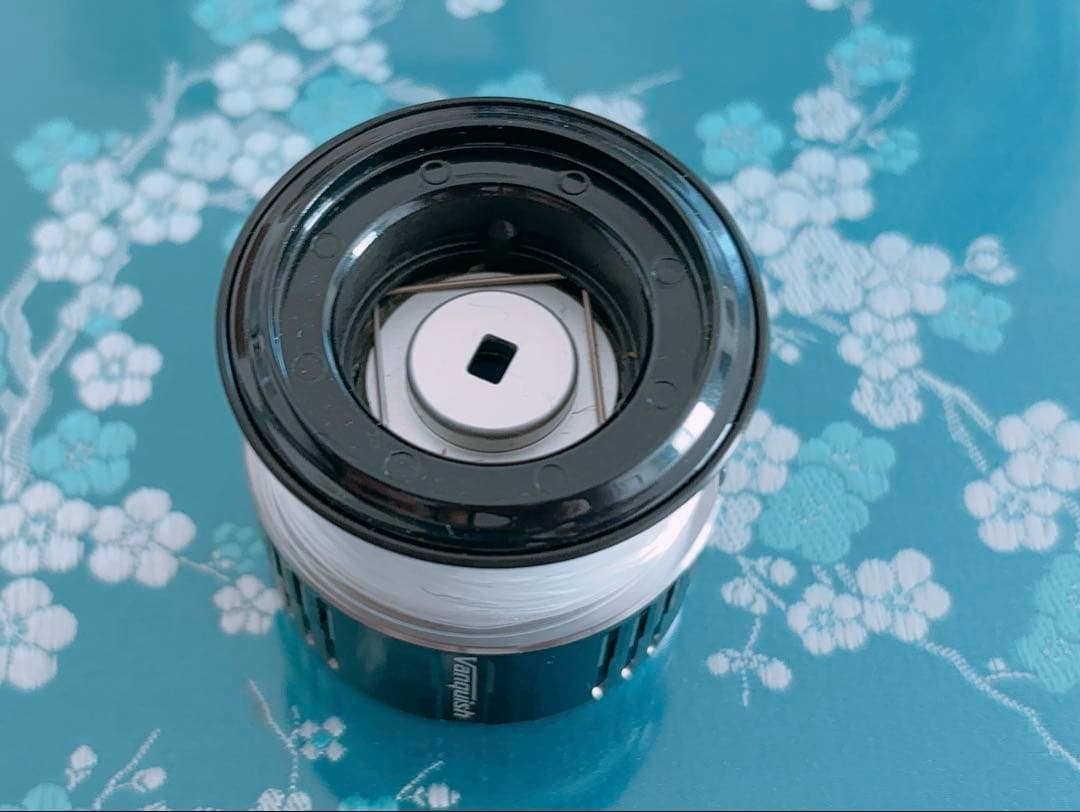 極美品　Shimano Vanquish c2500 替スプール