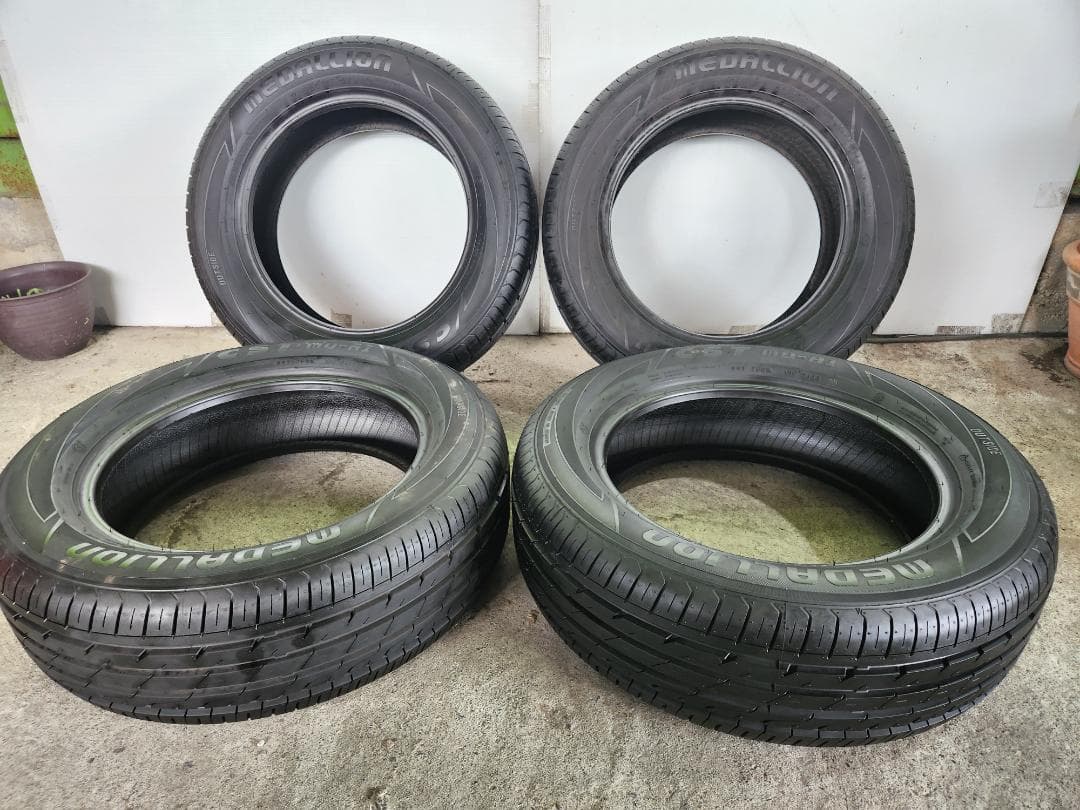 ミスキン☆2023年製MEDALLIONメダリオン タイヤ205/60R16☆4