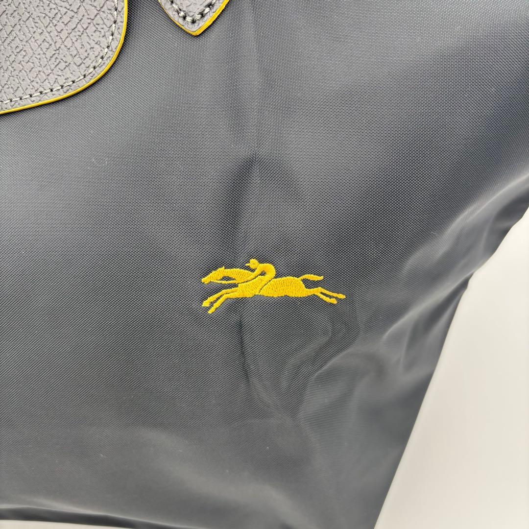 美品 LONGCHAMP ロンシャン ルプリアージュ M グレー×イエロー A4