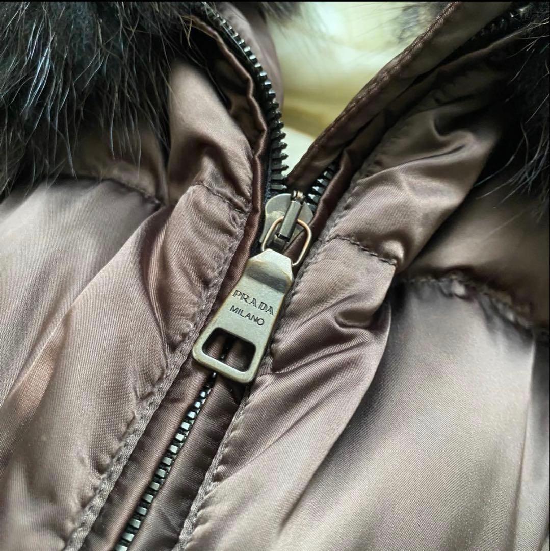 【最終値下げ】週末限定価格！PRADA ブラウン ダウンジャケット ファー付き