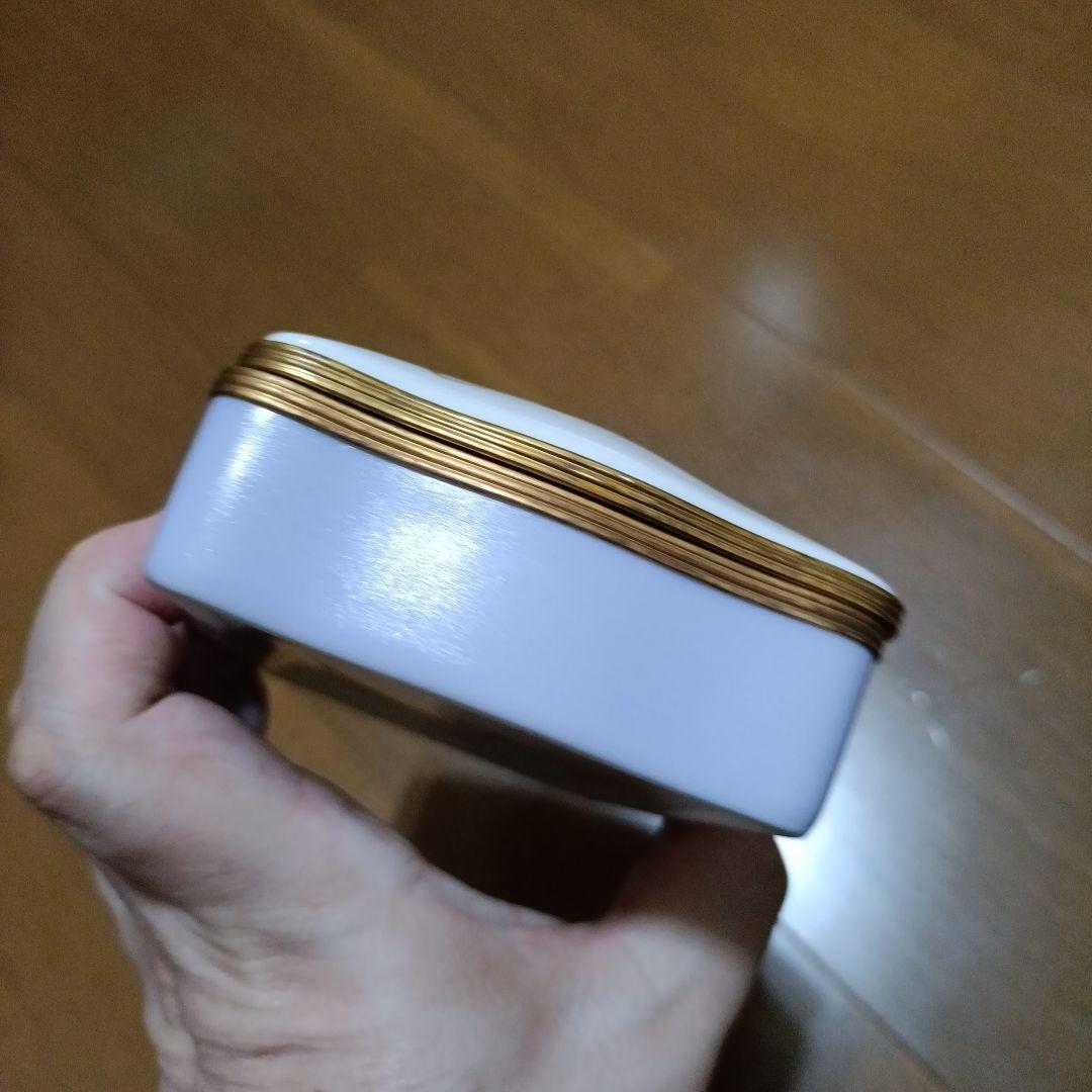 Haviland LIMOGES アンペラトリスユジェニー 気品ある柄の小物入れ