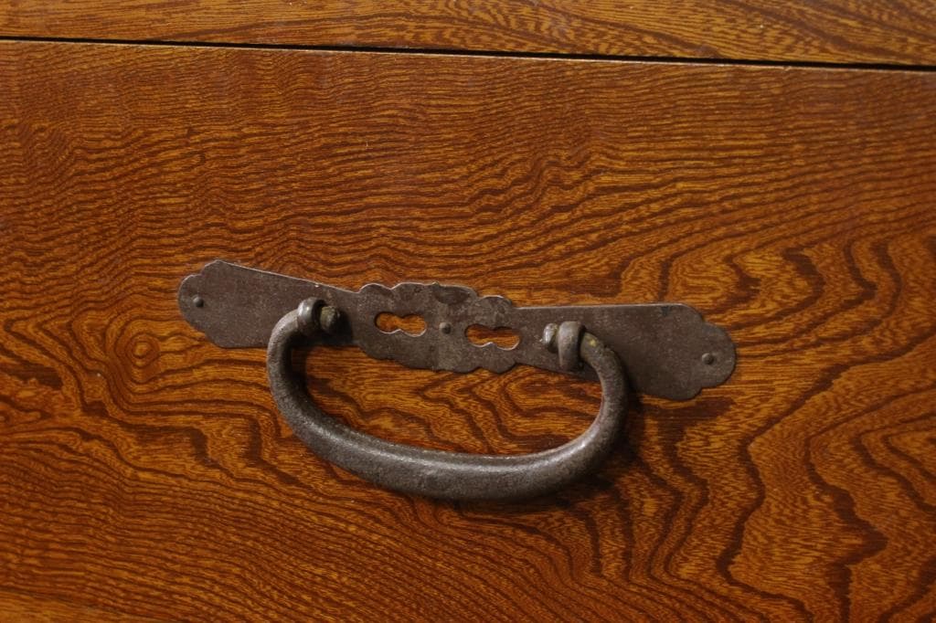 欅共縁！蝶覆輪！時代箪笥・四杯！和家具サイドボード古家具和モダンローチェスト古布