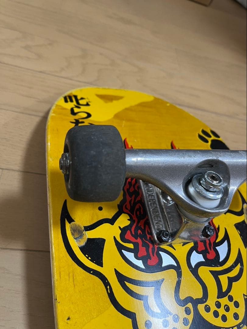 evisen スケートボード コンプリート8.125インチ