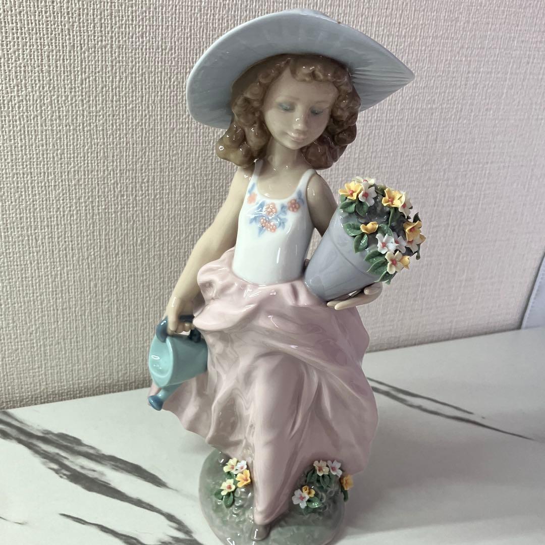 【1/10限定】LLADRO リヤドロ 07676 花籠を持つ少女 箱付