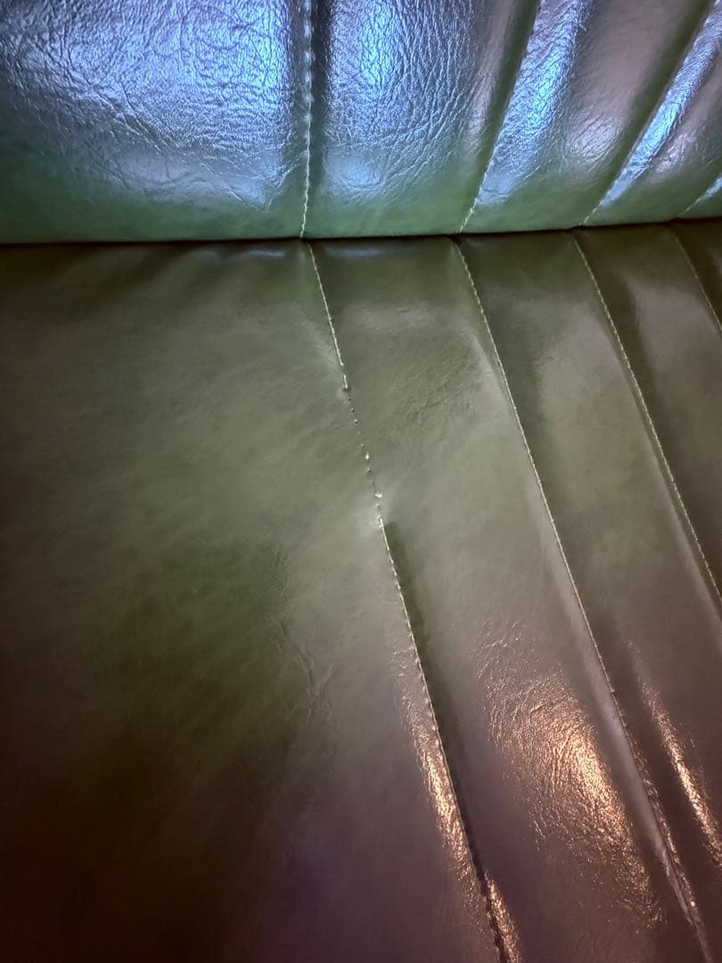 niko and... グリーンソファ