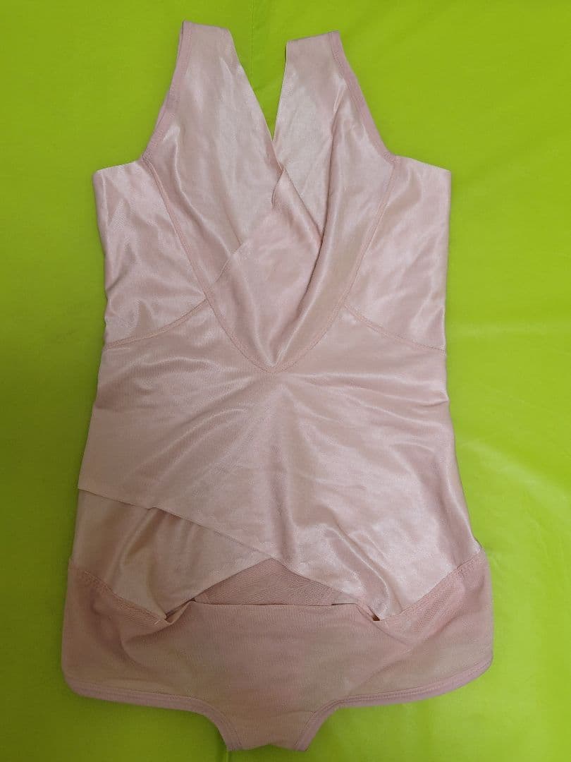 マルコ　アンダー75 ボディシェイプスーツ