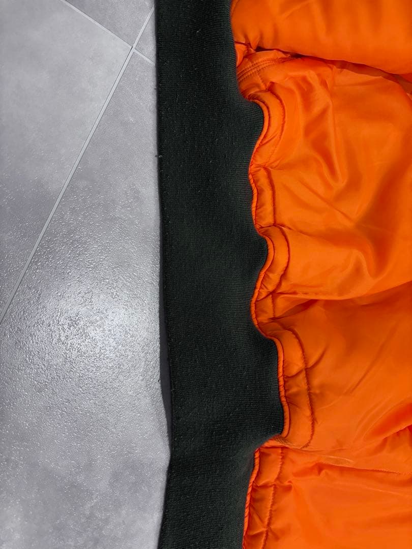 AVIREX Alpha Industries MA-1 フライトジャケット