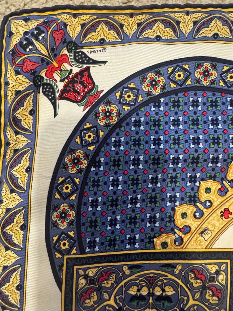 HERMÈS ビザンティンデザイン シルクスカーフ