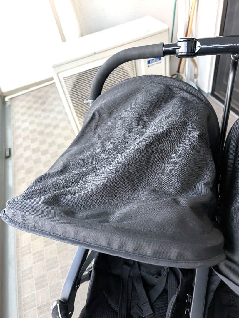 【匿名送料込・直引取１万】コンビ　ツインスピン　二人乗り　双子　ベビーカー