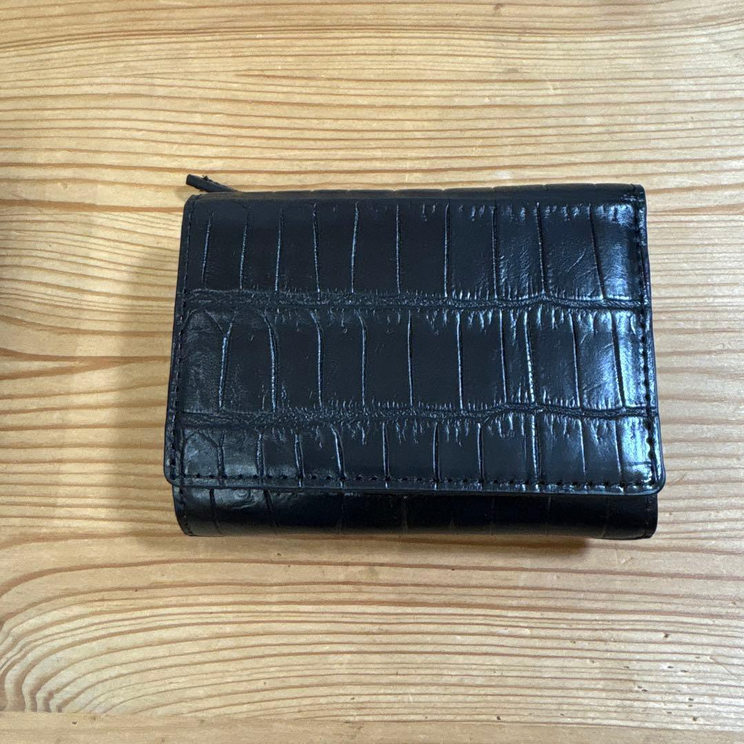 R’s shop　新品　本革クロコダイルレザー 二つ折り財布 ブラック