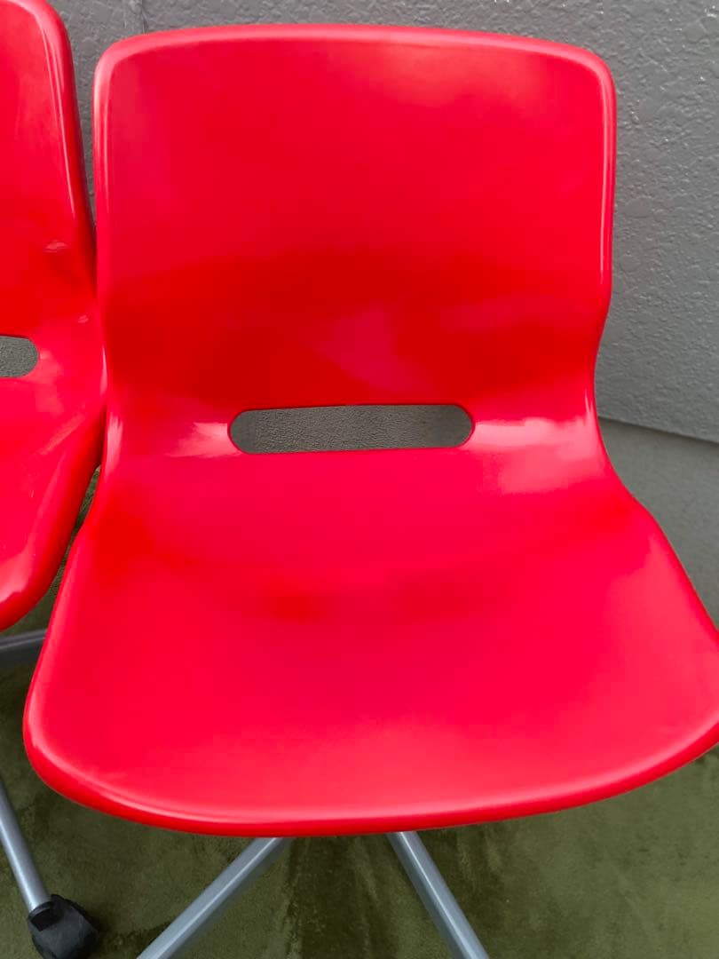 【廃番】2脚セット　IKEA 回転チェア SNILLE スニレ レッド　赤