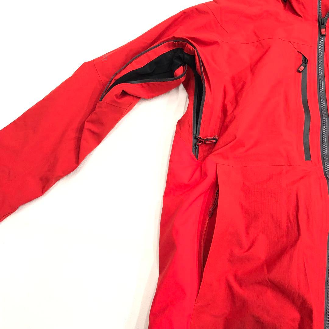 1519 新品タグ付き BURTON AK swash ジャケット プリマ L