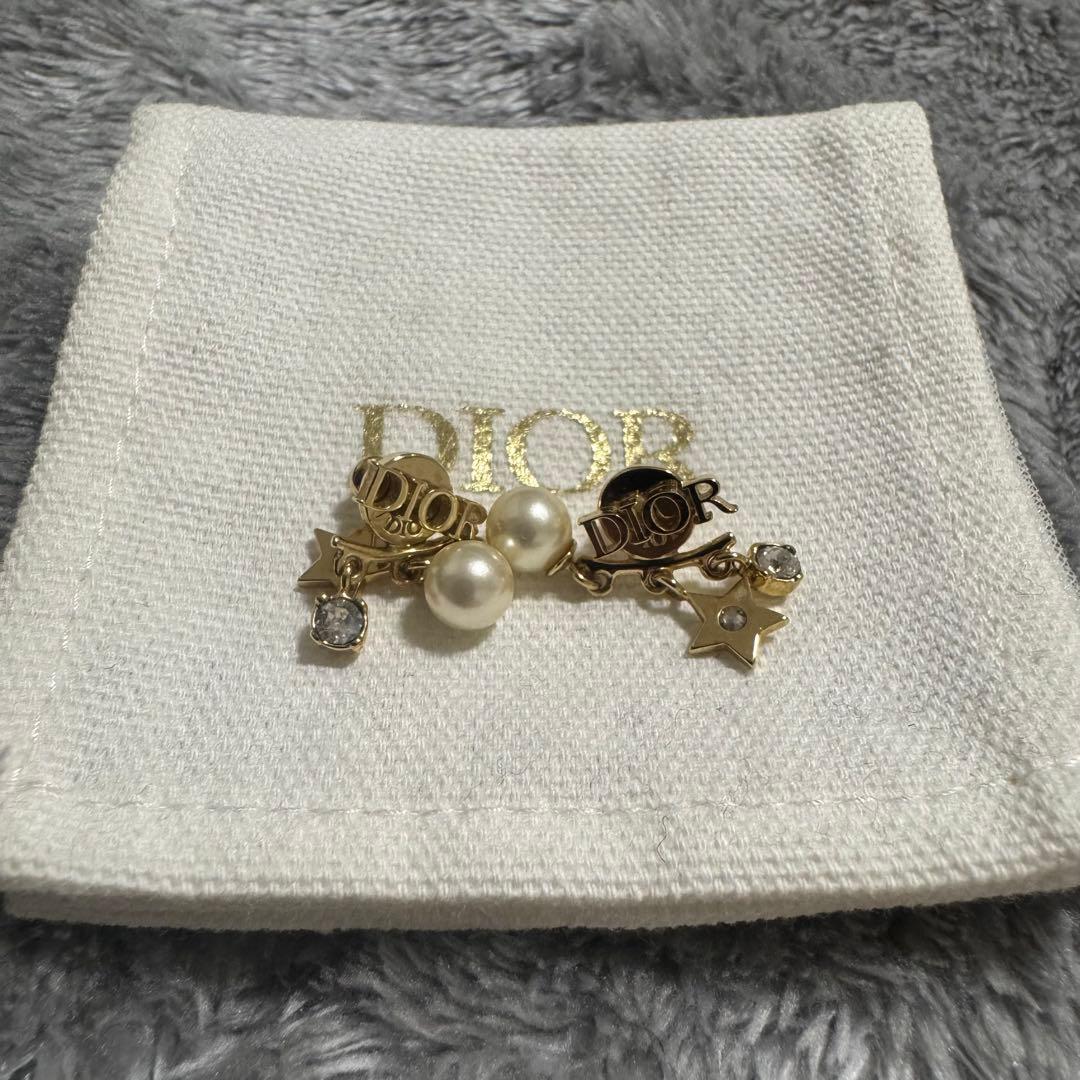 あ*か様 Dior Dio(r)evolution ピアス