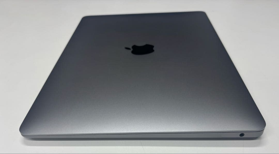 MacBook Air Retina 13インチ　2020 2TB