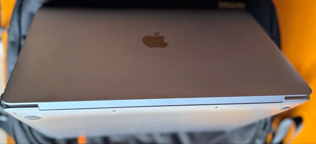 MacBook Air Retina 13インチ　2020 2TB