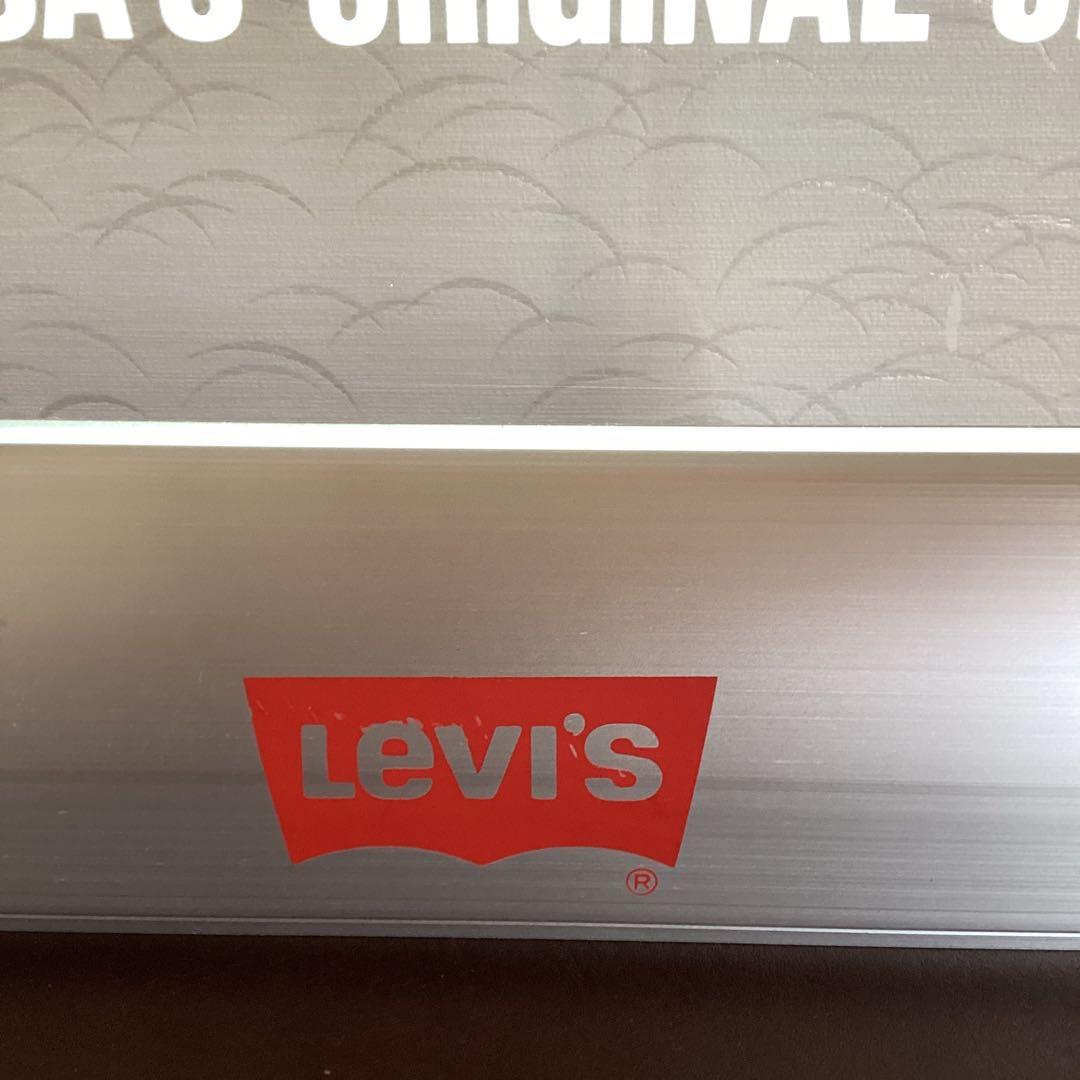 リーバイス　電飾看板