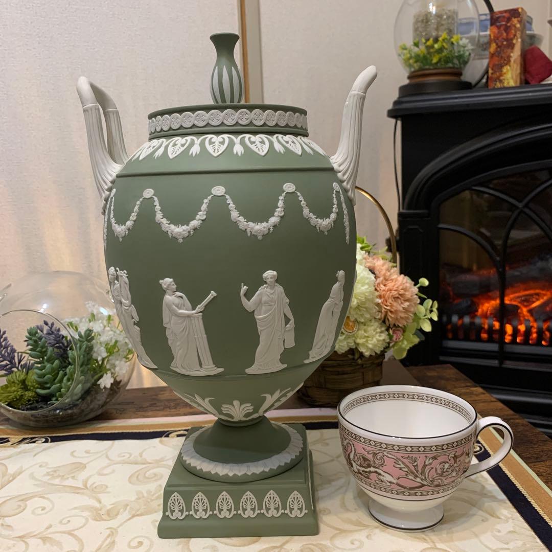 希少　ウェッジウッド ジャスパー　セージグリーン 飾り壺　フラワーベース