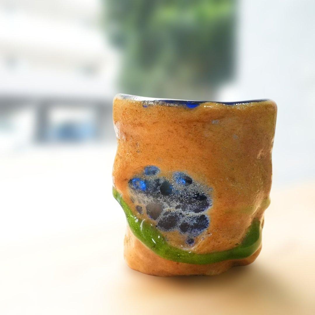 稲嶺 盛一郎 作　雲流茶泡波巻グラス 青