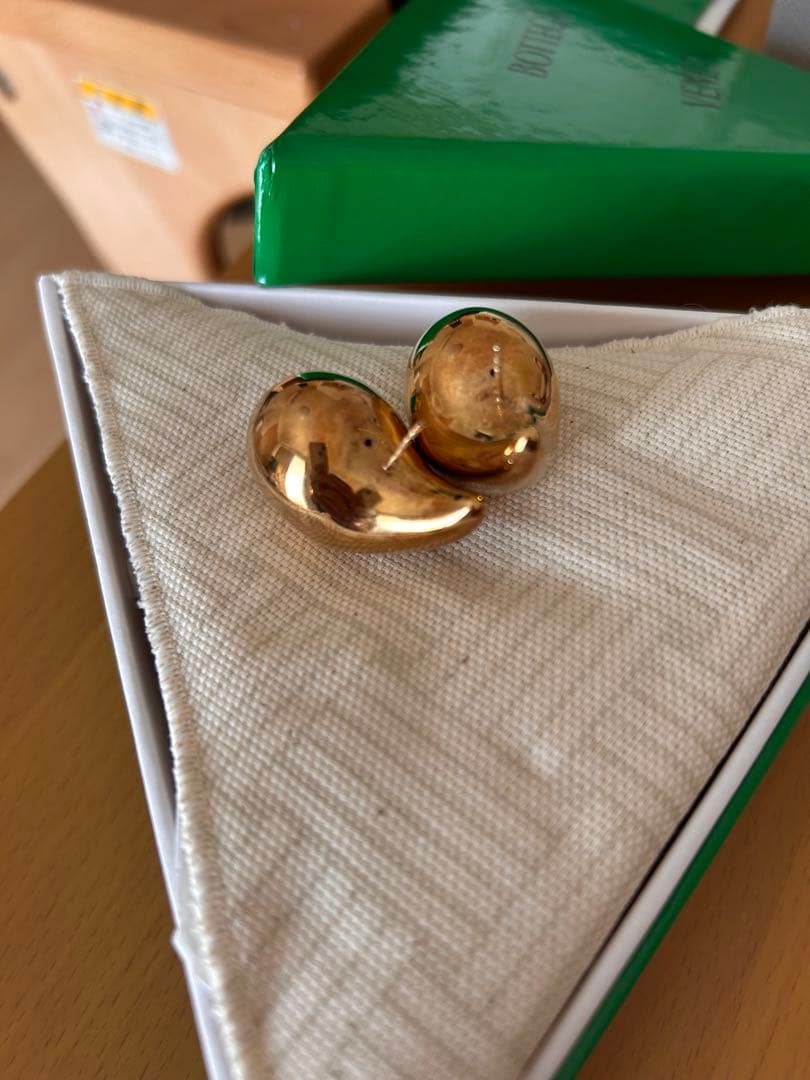 Bottega Veneta ドロップピアス(ゴールド)