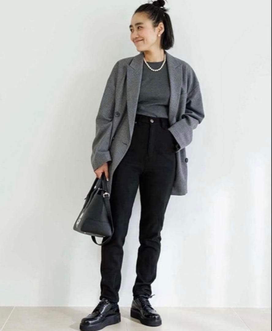 FORME ストレッチニット