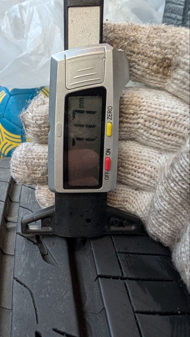 REGNO レグノ 235/45R18 98W GR-XⅢ GR-X3 23年製