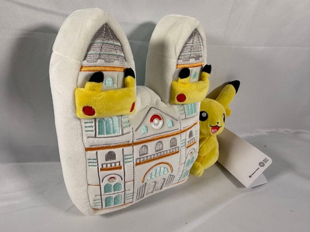 Pikachu at the Museum ロンドン 自然史博物館 ぬいぐるみ