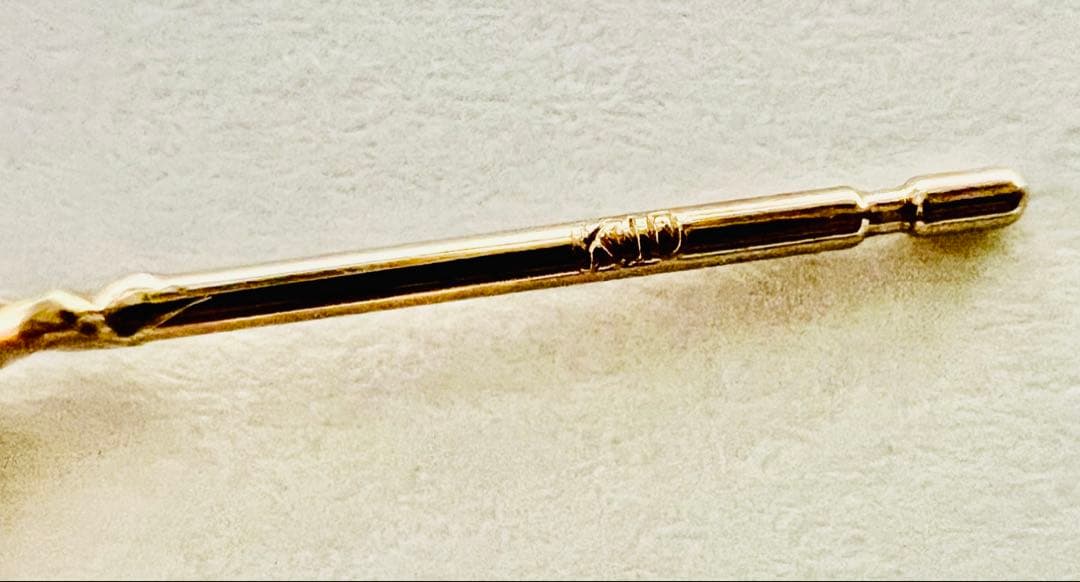 ツイストデザイン K10ゴールドフープピアス 新品未使用 プレゼントにも⭐︎