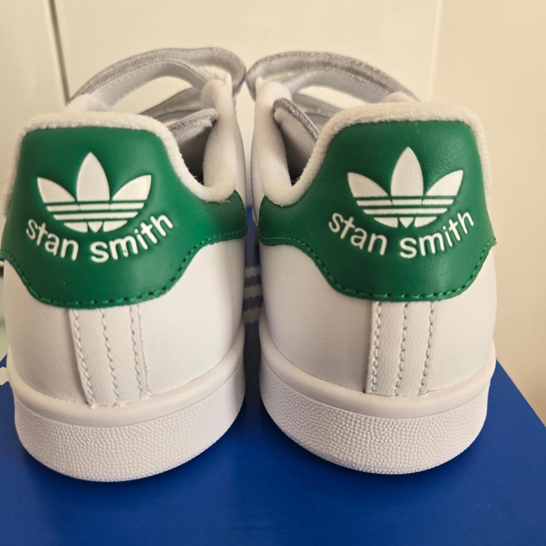 adidas Stan Smith ベルクロ スニーカー ホワイト/グリーン