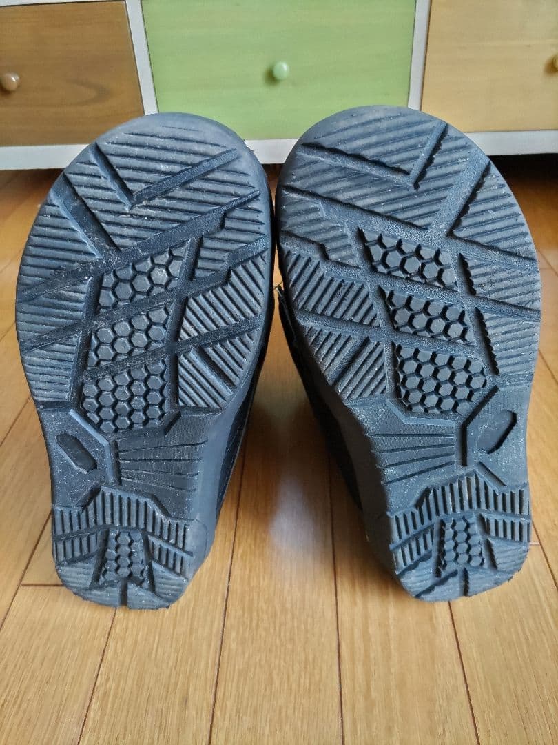 美品 27 スノーボードブーツ