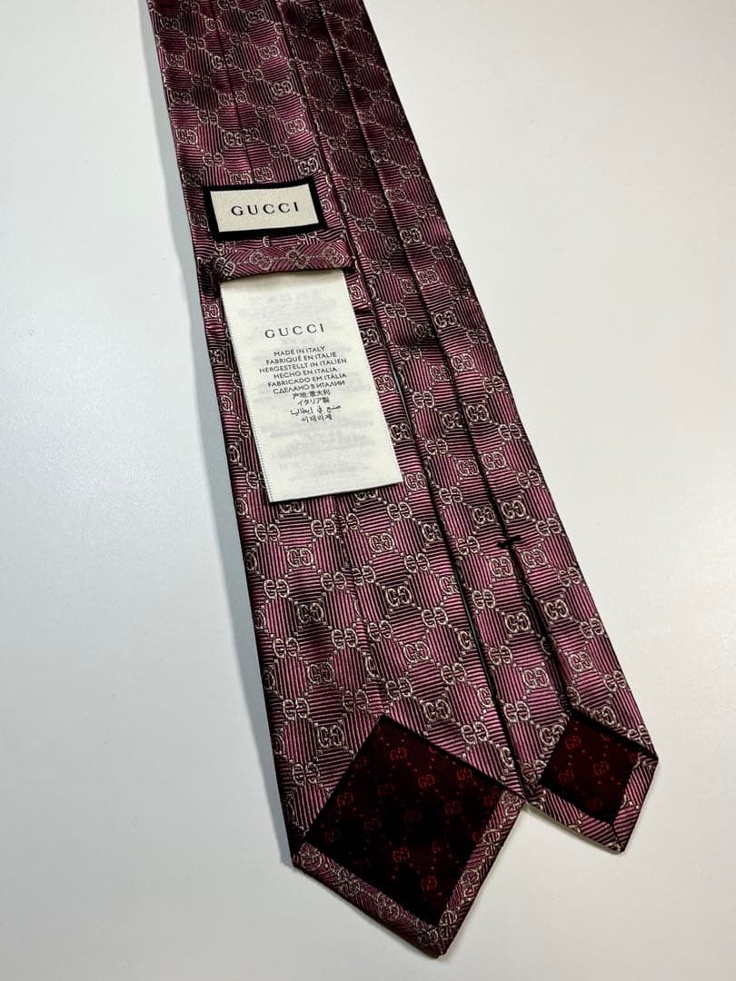 名作✨極美品✨GUCCI グッチ ネクタイ 高級シルク　GG柄　光沢感