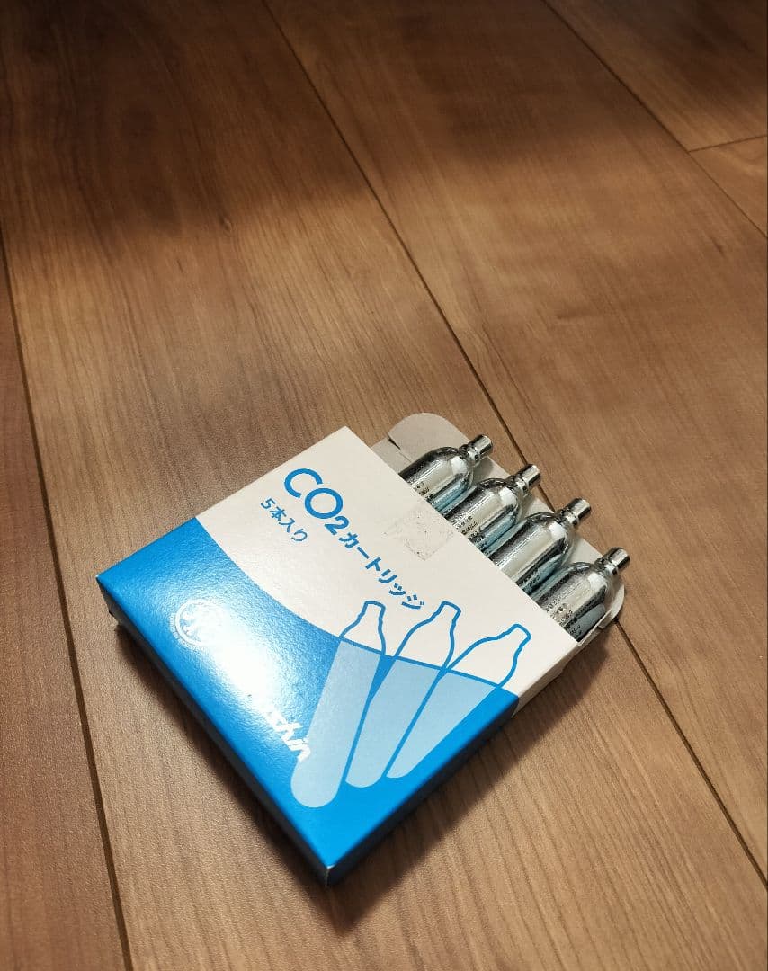 ストライカー9　カーボネイト