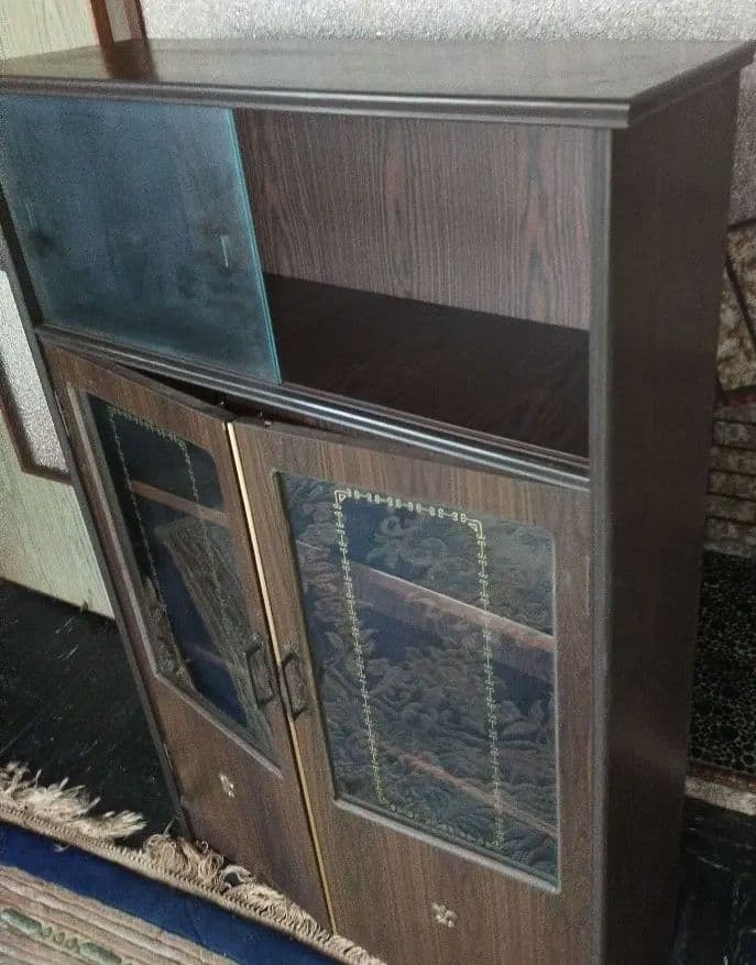 キャビネット　飾り棚　食器棚　本棚　ダークブラウン　 ガラス扉付き　昭和レトロ