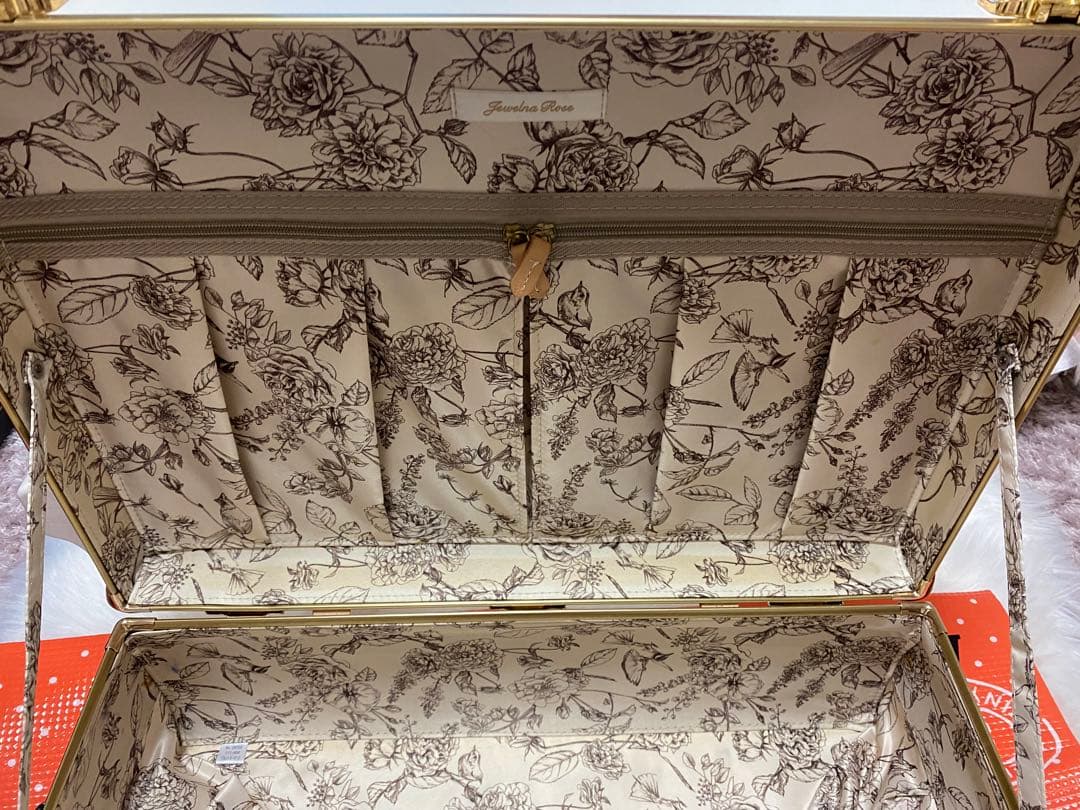 ジュエルナローズ　キャリーケース(小)