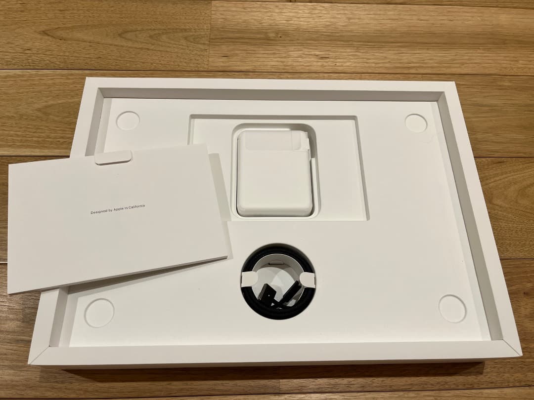 【超美品】16インチMacBook Pro M4Pro 24GB/512GB