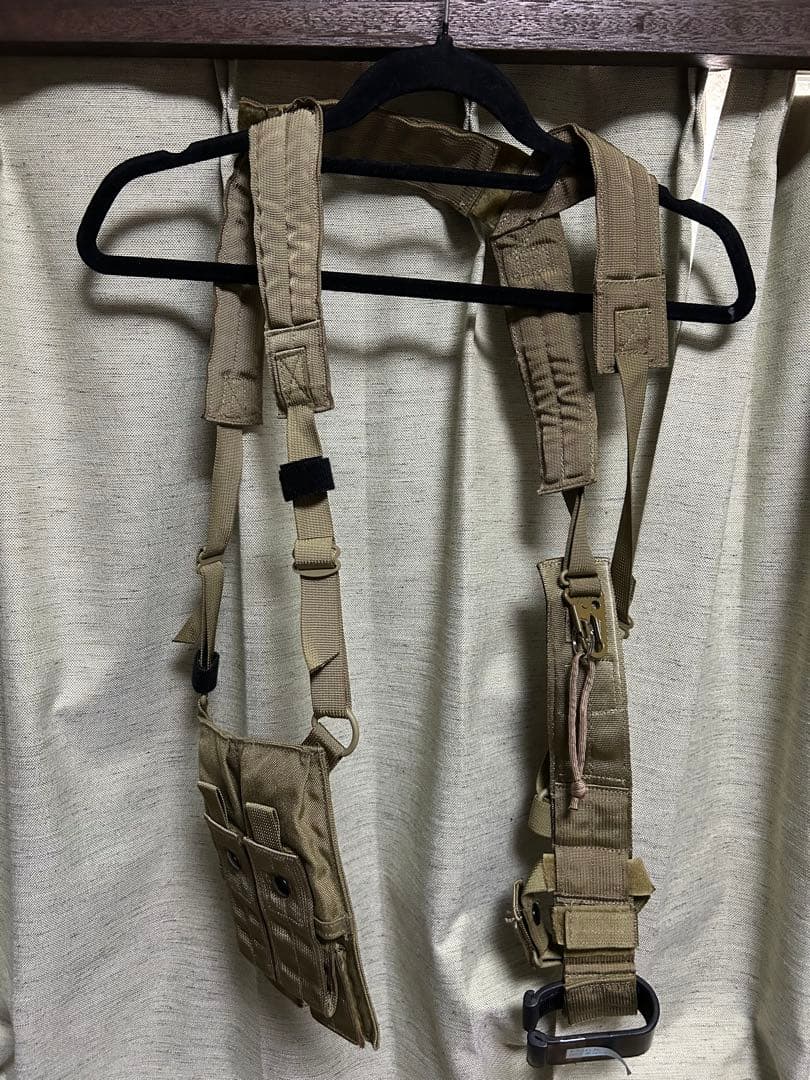 〈美品〉米軍実物 EAGLE H&K MP7 ショルダー ホルスター&マグポーチ