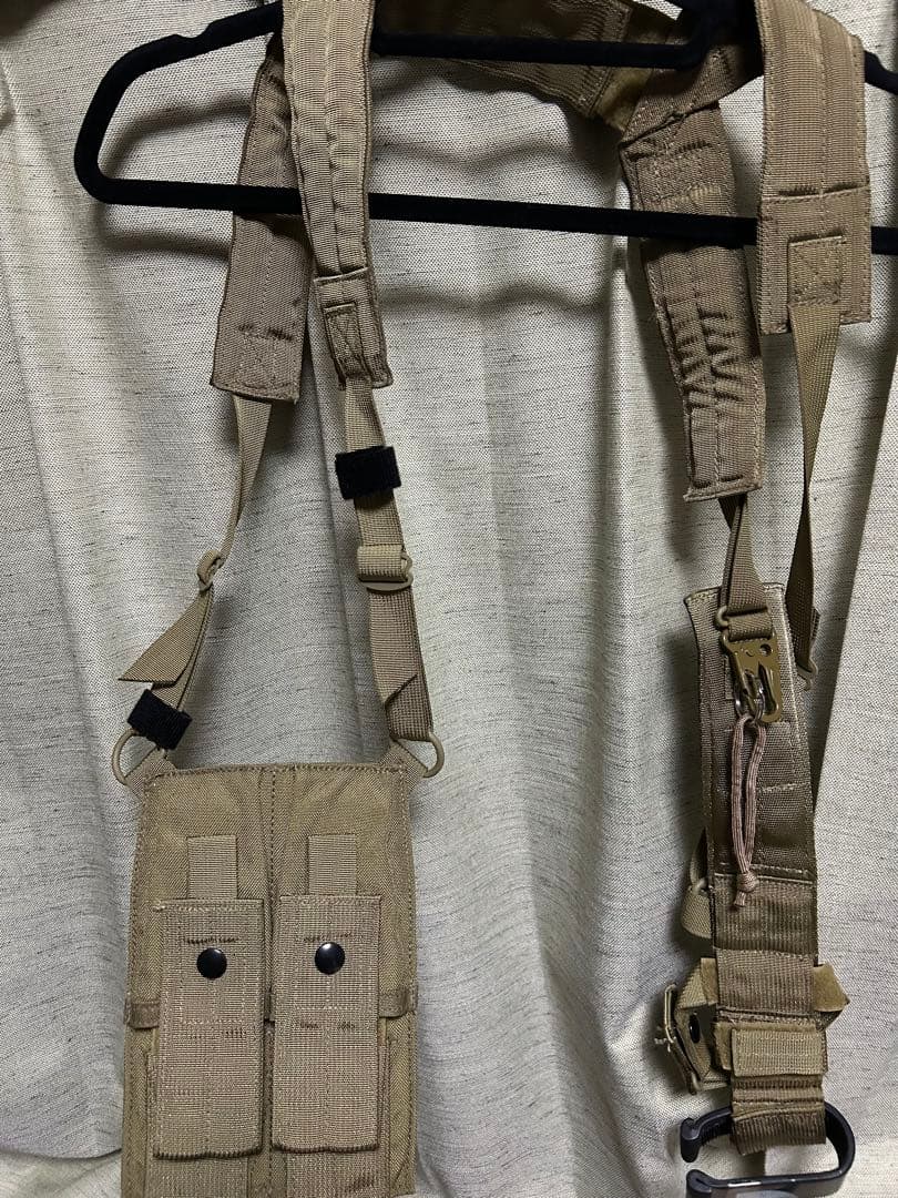 〈美品〉米軍実物 EAGLE H&K MP7 ショルダー ホルスター&マグポーチ