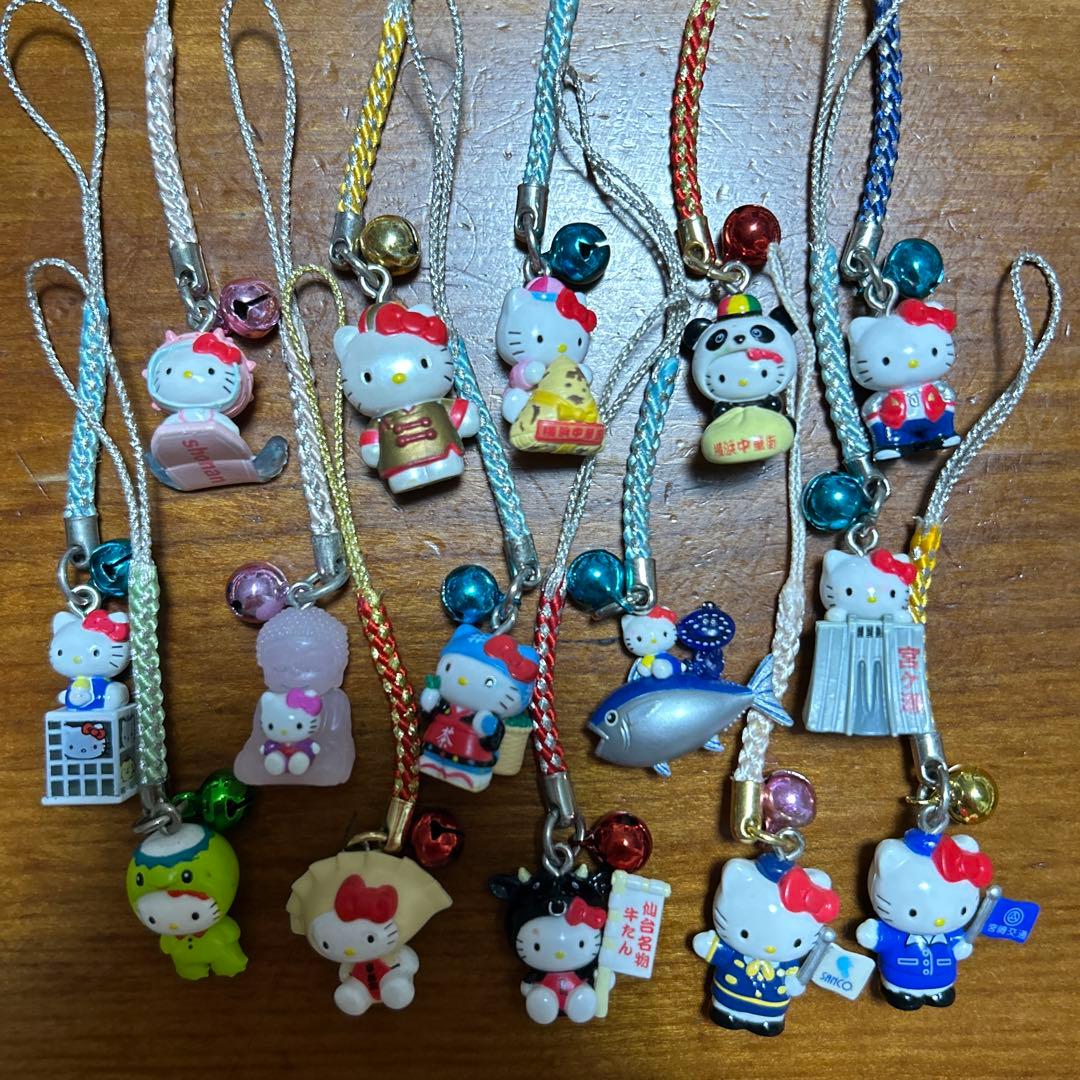 【未使用】まとめ売り ご当地キティ30個　根付　レア　平成レトロ 限定