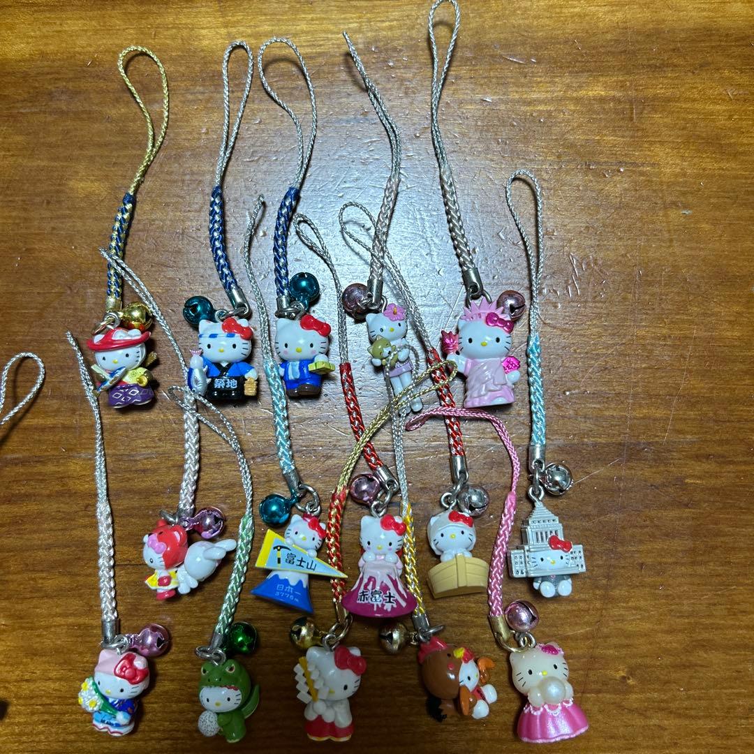 【未使用】まとめ売り ご当地キティ30個　根付　レア　平成レトロ 限定