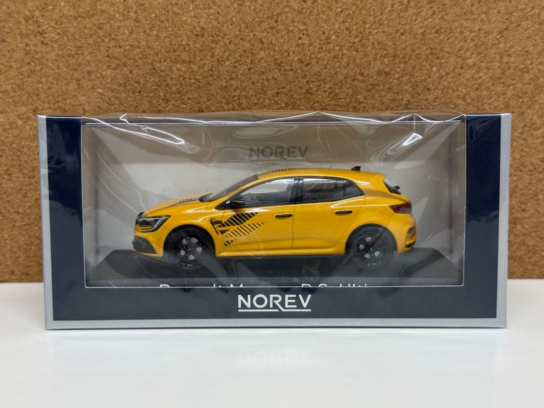 【新品】ノレブ ルノー メガーヌ RS ウルティム イエロー 1/43