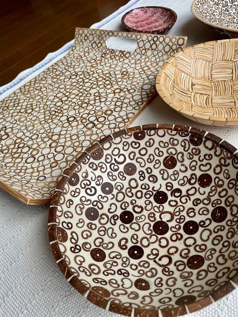 竹製トレイ、木製デコレーションボウル、木の器5点まとめて