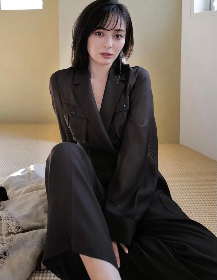 新品未使用タグ付　anuans サファリシアーオールインワン