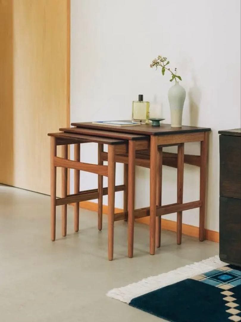 ch004 ハンス・j・ウェグナー　ネストテーブル　ほぼ新品