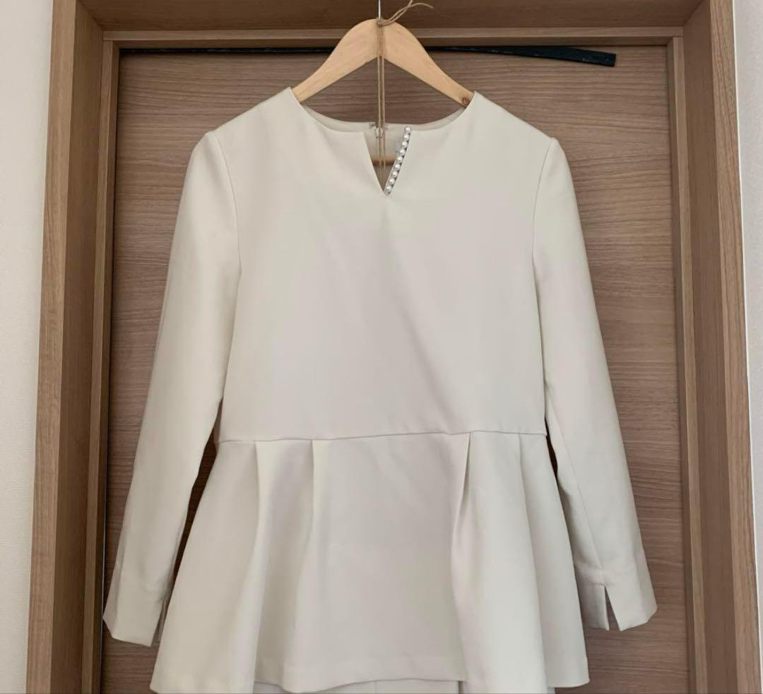 完売商品！プラステセットアップ　パールブラウス