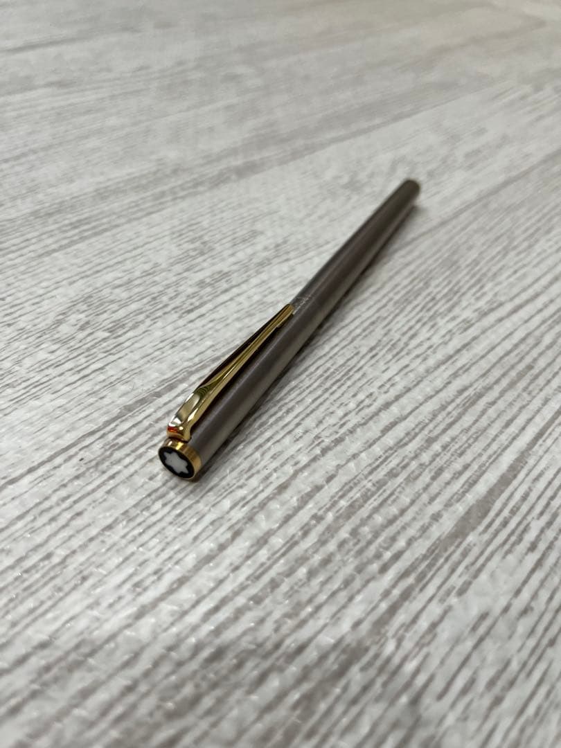 モンブランMONTBLANC万年筆　ペン先585