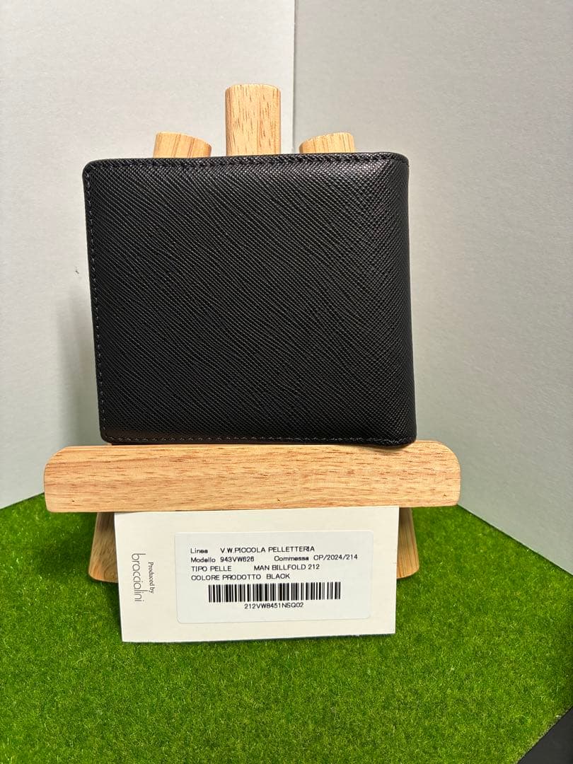 入手困難【新品】Vivienne Westwood オーブロゴ 札入れ