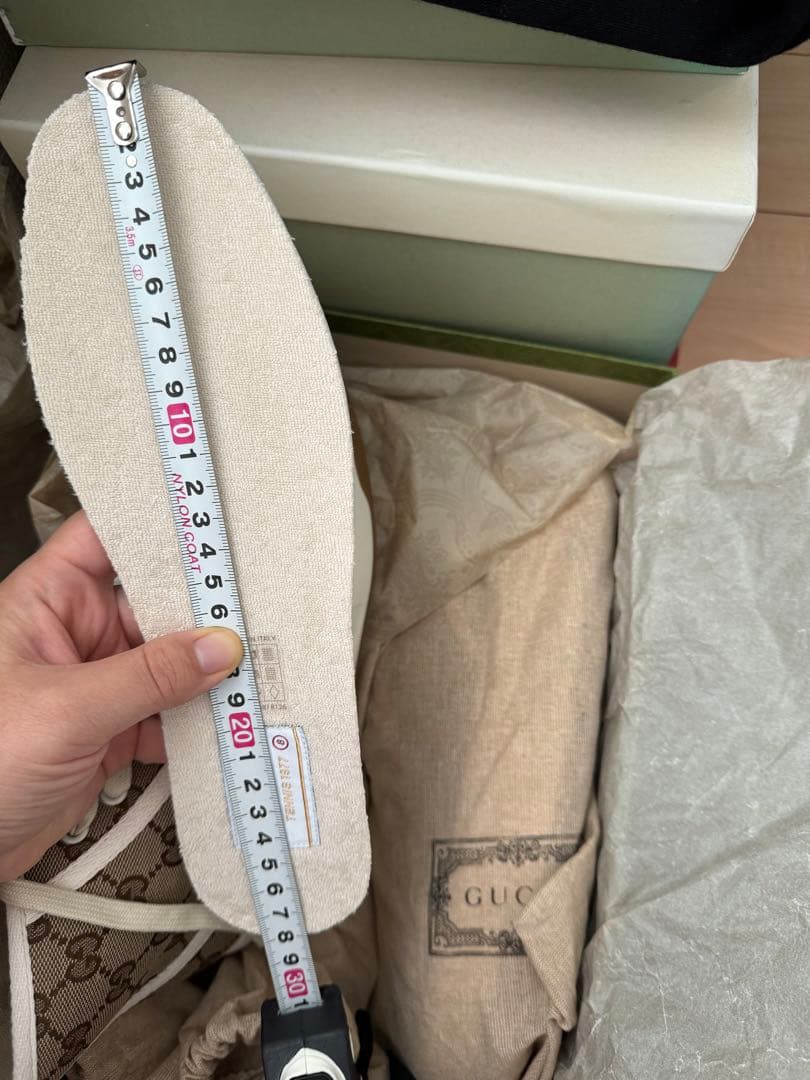 GUCCI ロゴパターン スニーカーメンズ8サイズ新品